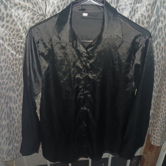 Women Black Silk Buttoned Long Sleeve Shirt - Picture 3 of 8
